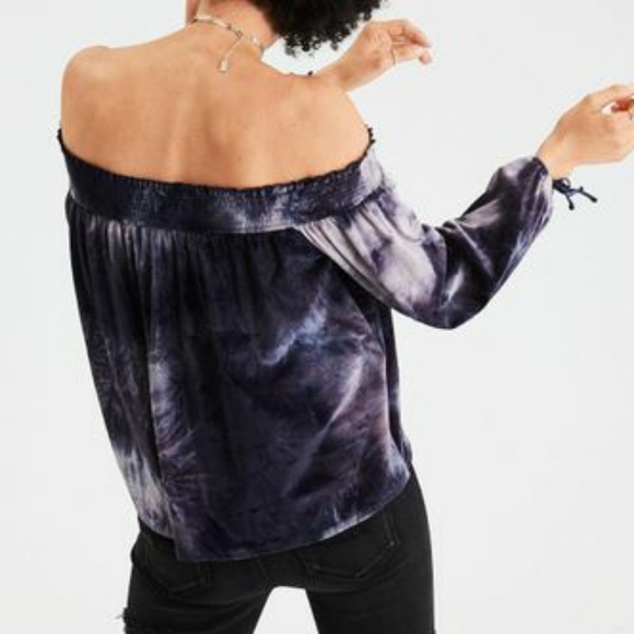 AMERICAN EAGLE Velvet Off-Shoulder Top LIK… - Picture 3 of 9